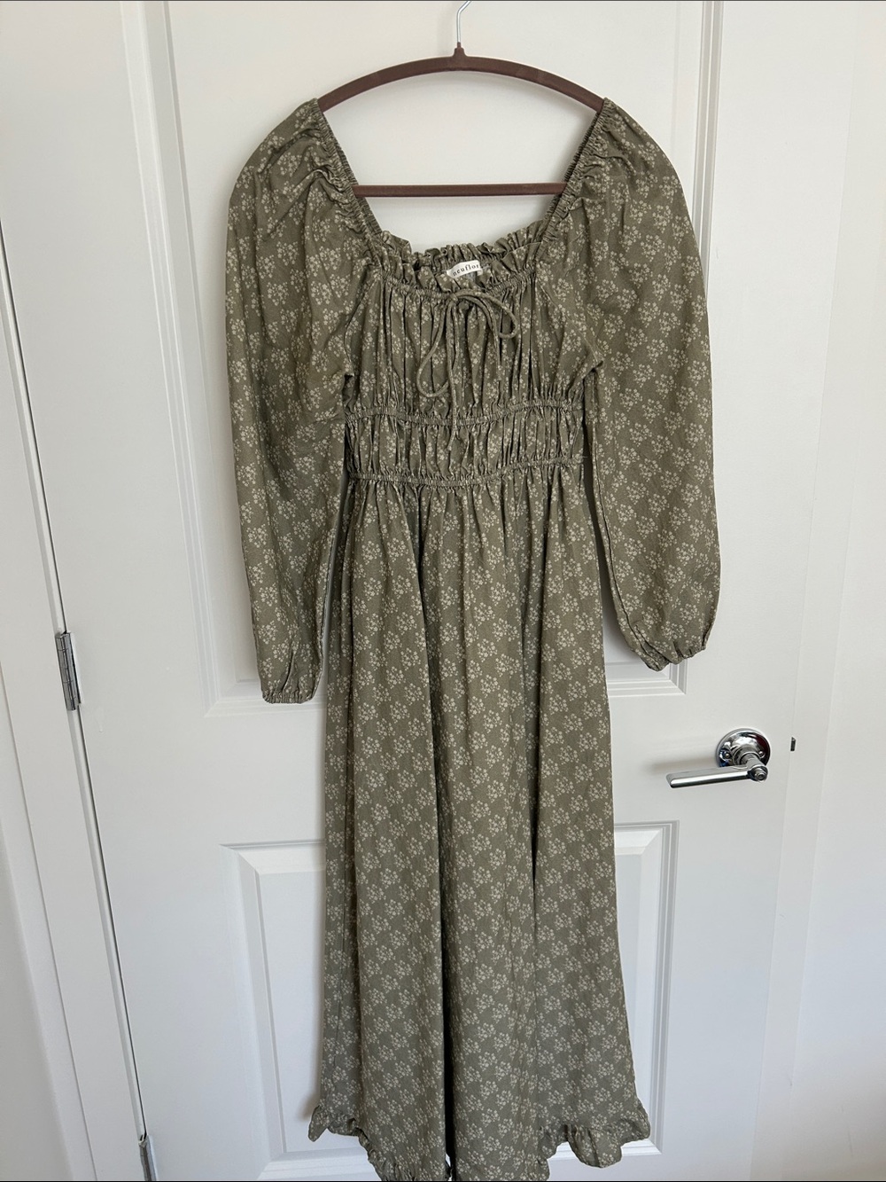 Neuflora Bellevue Smocked Sage Floral Dress